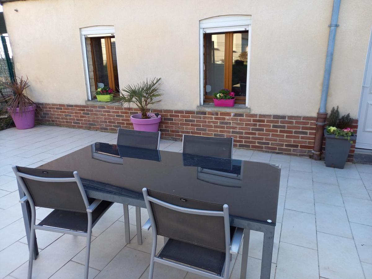 Le Patio De Mimi Oisy-le-Verger Exterior foto